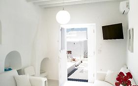 Chora House